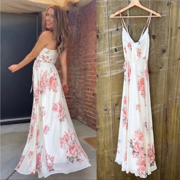 Elegant Cream and Blush Floral Wrap Maxi Dress 🌿 - Picture 3 of 12